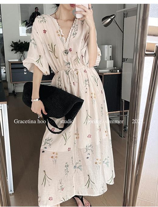 小众V领法式风情花卉排扣慵懒风显瘦连衣裙 商品图1