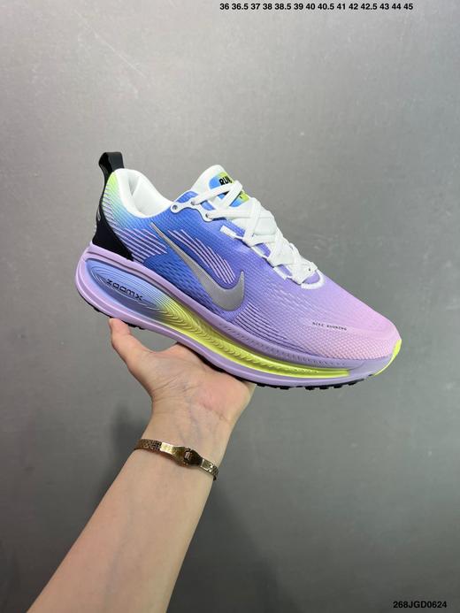 点此购买 耐克Air Zoom Vomero 18登月18代涡轮增压男女款全掌气垫运动鞋 98 324884 商品图2