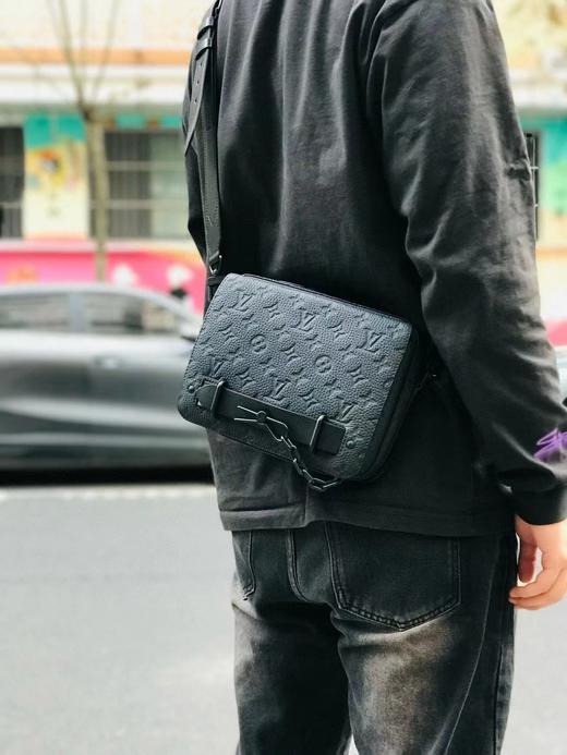 驴家 黑色全皮压花 STEAMER 邮差包(JPH) 商品图3