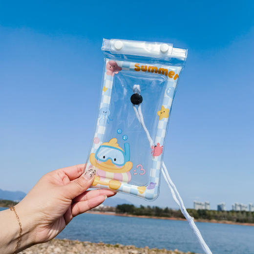 【超值19.9任选3个！包邮到家！】2025简约可爱卡通手机防水袋 气囊可触屏保护套 漂流游泳手机袋-QA 商品图13