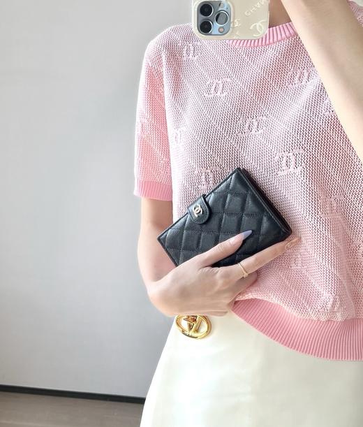 香奈儿鱼子酱黑色按扣护照夹（LZ） 商品图12