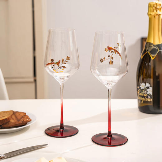 大英博物馆东方梦境系列双鹊传喜红酒对杯礼盒 商品图1