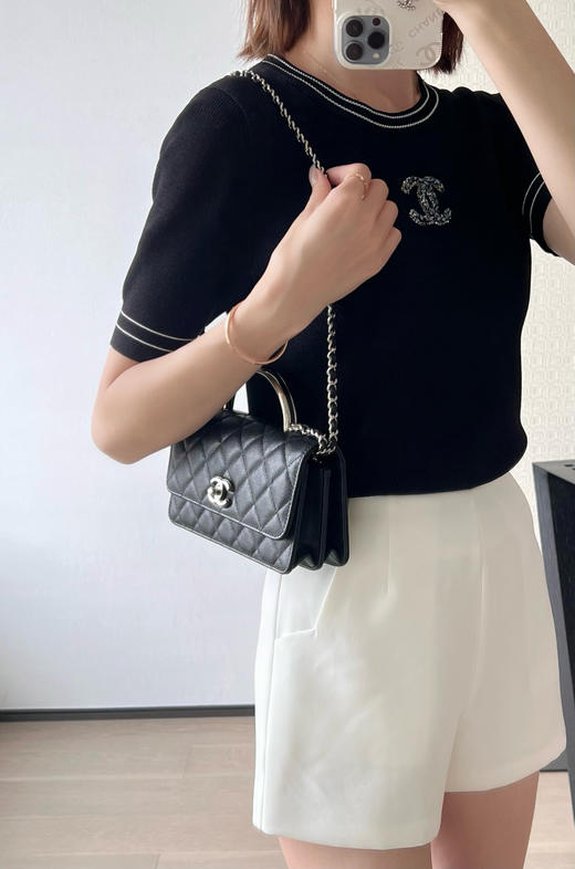 香奈儿 25P春夏 金属手柄风琴包 黑色（LZ） 商品图3