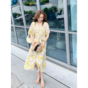 2507402    保姿 印花真丝 连衣裙