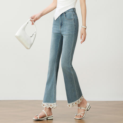 「自」全新升级【铂金会员183/天猫239/差价56】(95644)洛诗琳民族风亮片拼接牛仔裤2025夏季高腰显瘦微喇九分裤 商品图0