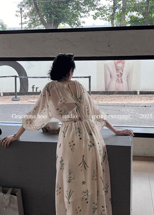 小众V领法式风情花卉排扣慵懒风显瘦连衣裙 商品图8