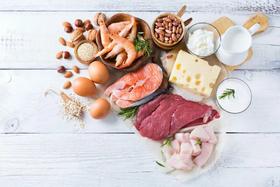  一个容易长胖的人，可能是蛋白质没吃够