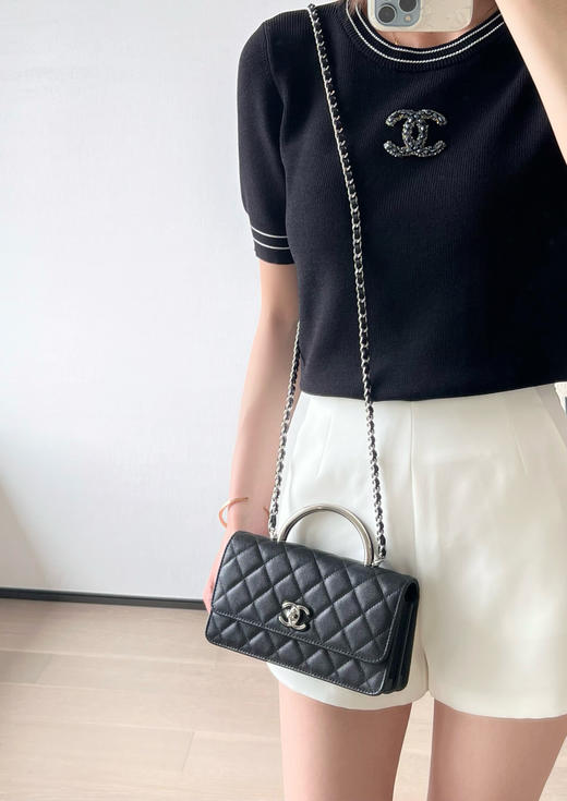 香奈儿 25P春夏 金属手柄风琴包 黑色（LZ） 商品图6