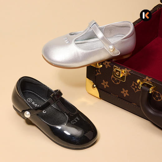 卡特兔女童公主鞋2025秋季新品单鞋软底宝宝黑色小皮鞋女童演出鞋 商品图2