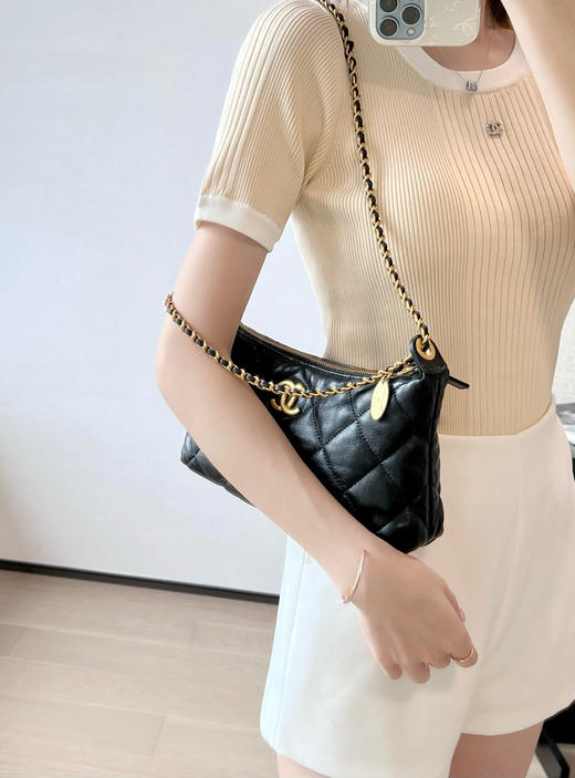 香奈儿 春夏 金币链条饺子包 黑色（LZ） 商品图8