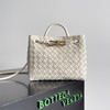 Bottega Veneta 本季推出的新款Andiamo编织手袋真的是火遍全球（LZ） 商品缩略图3