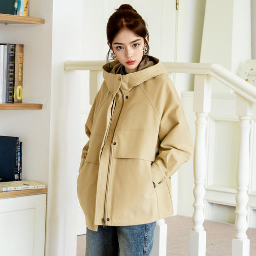 谜底连帽短风衣外套女2025秋季新款休闲宽松大口袋外套257ME7724 商品图1