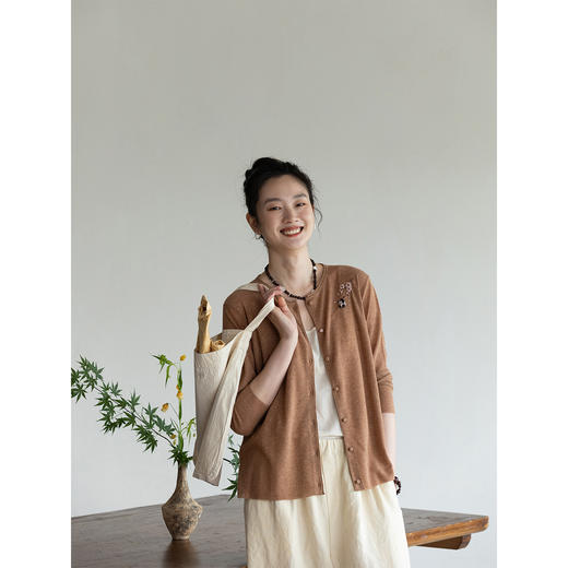 牧衣游原创 手绣棉麻混纺薄毛织外套柔软舒爽百搭开衫 编织时光 商品图1