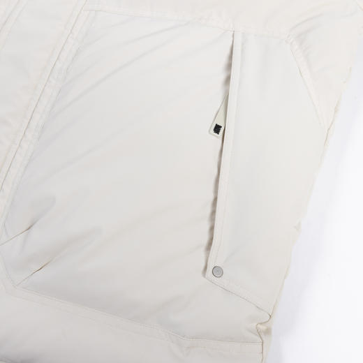 【新品上新】HX 冬季短款立领羽绒服90绒石墨烯内胆S100444113101 商品图12