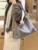 驴家 Carryall MM Monogram 灰丹宁满身徽标印花可拆卸调节肩带牛皮饰边棉单肩手提包 (JPH) 商品缩略图3
