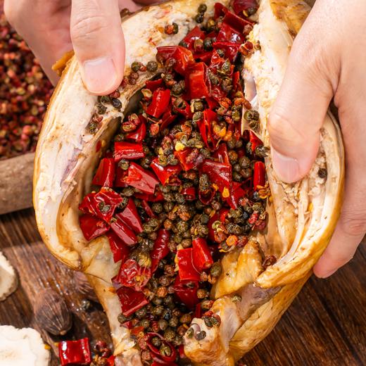 【买1送1】天农川香麻椒鸡600g 正宗整只手撕即食真空熟食零食特产走地椒麻鸡 商品图3