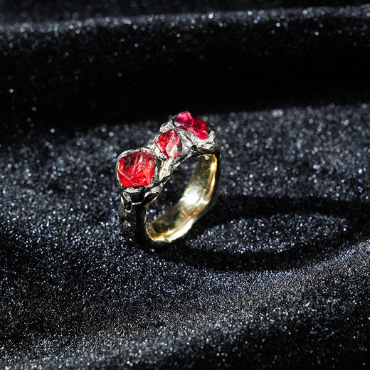 【高级珠宝】绮梦系列 | 绮梦暗夜诗章戒指 商品图2