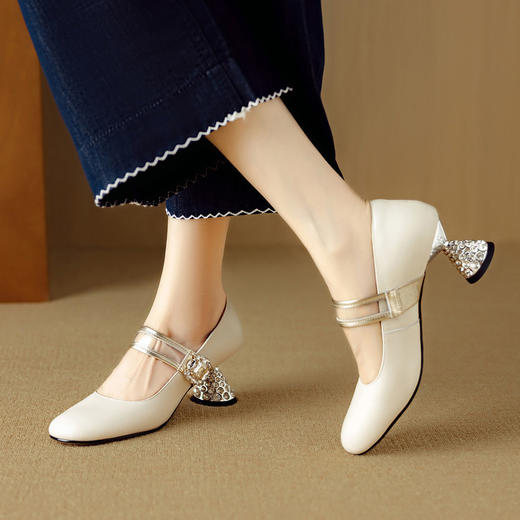 【预售5天】精致水钻酒杯跟牛皮玛丽珍鞋女法式圆头浅口单鞋DB&M6520 商品图2