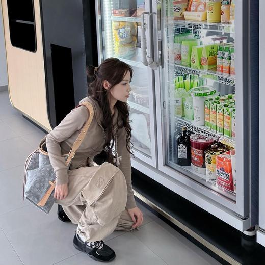 驴家 Carryall MM Monogram 灰丹宁满身徽标印花可拆卸调节肩带牛皮饰边棉单肩手提包 (JPH) 商品图7