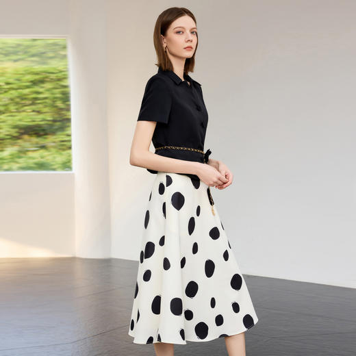 IWY/知性气质_黑色利落剪裁短袖西装女神范波点半身裙两件套CS2295 商品图3