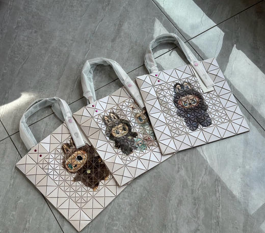 719-8 三宅定制 labubu玩偶系列 6格手提包 商品图2