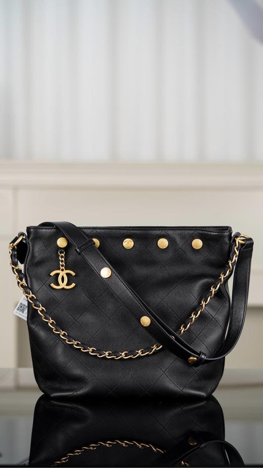 香奈儿 25P 金属硬件 抛光小羊皮 水桶包斜挎单肩包 （LZ） 商品图1