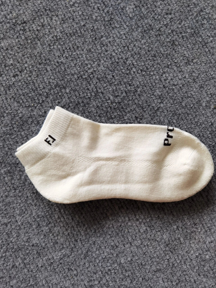 原单正品FJ 高尔夫低筒袜，毛巾底。均码39-45
五双一组，特价💰69包邮