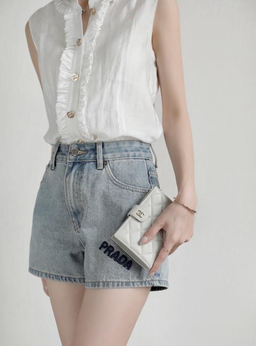 香奈儿按扣护照夹（LZ） 商品图6