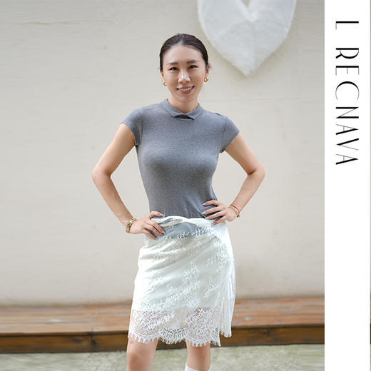 L RECNAVA 天丝莱赛尔 正肩翻领 气质修身短袖 商品图6