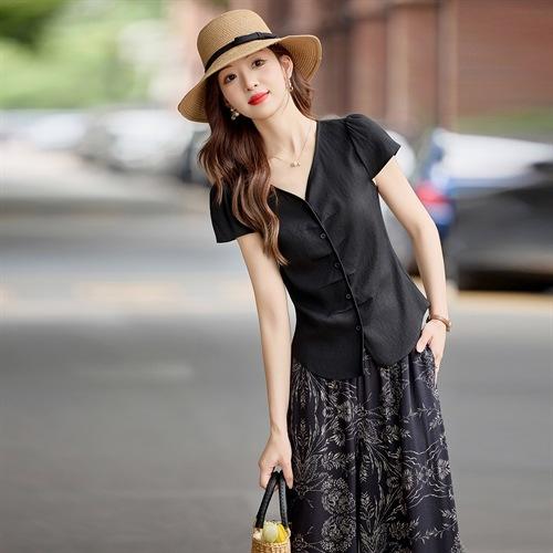 【预售3天】时尚休闲套装2025年夏季新款V领短袖上衣+花色阔腿裤两件套WWYG2532B 商品图2