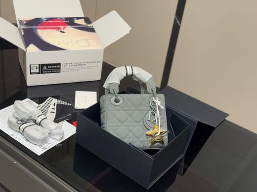 D072248时尚气质单品戴妃磨砂款手提包女包 商品图8