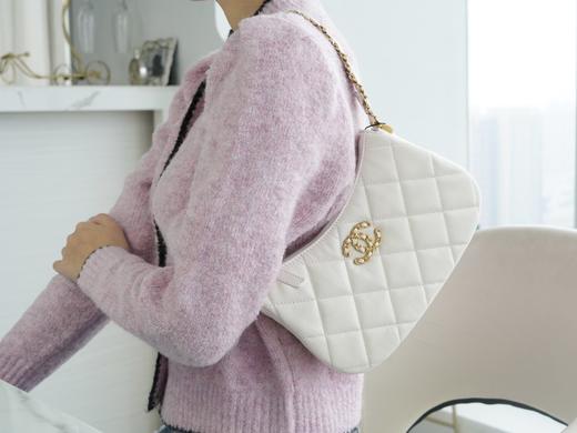 香奈儿 23K19 hoho 腋下包 大号/小号 白色（LZ） 商品图3