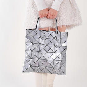 三宅一生同款圆边手提包