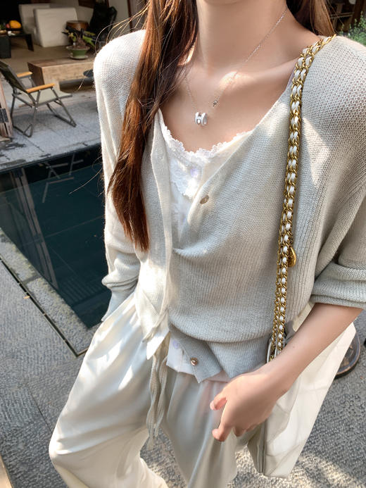 <曾小咸推荐>2色镂空针织开衫 日常149.99/件 立减90 秒杀59.99/件！！ 商品图9