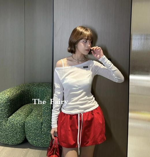 重磅推荐  缪一字船领长袖T恤 爆款面膜T恤 剪裁无敌 显瘦触感软糯 商品图1