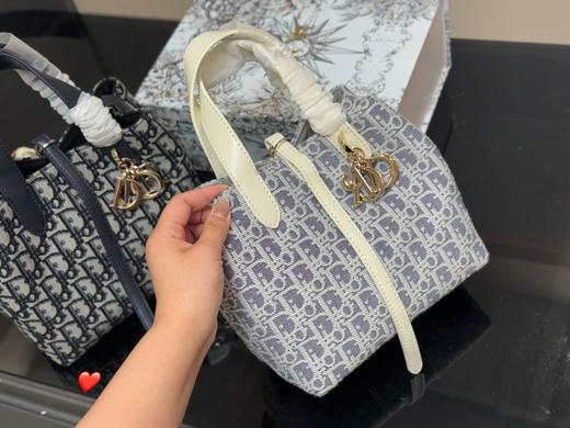 D072349又休闲 又优雅！ 中号Toujours购物袋手提单肩包 商品图3