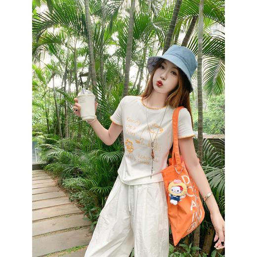 <曾小咸推荐>韩版百搭显瘦圆领短袖T恤女上衣 商品图3