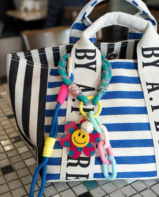 A.FLORE韩国亚克力彩色波点小花挂绳072308 商品图0