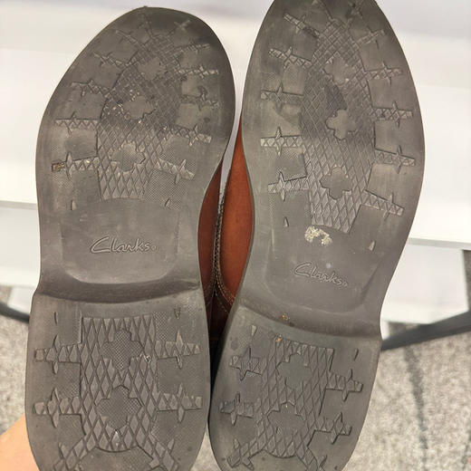 不退不换 瑕疵 鞋底磨损开胶 Clarks/其乐 男士系带休闲商务皮鞋 商品图4