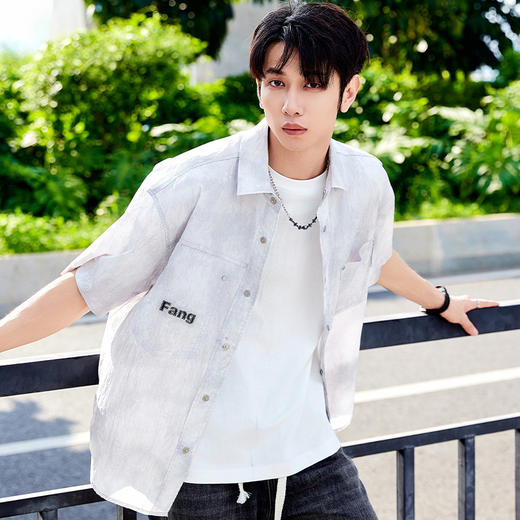 【新品上新】HX 夏季翻领短袖阔版衬衫C103520005101 商品图1