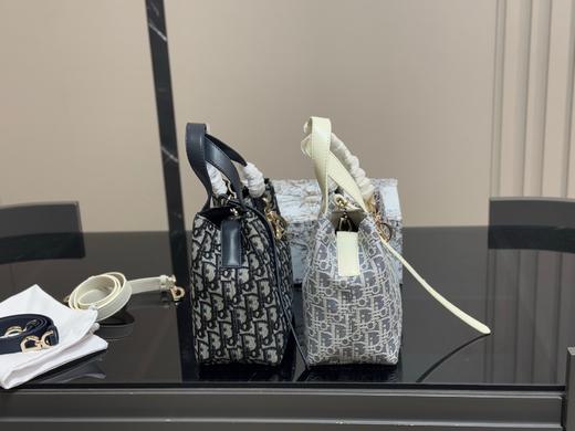 D072349又休闲 又优雅！ 中号Toujours购物袋手提单肩包 商品图6