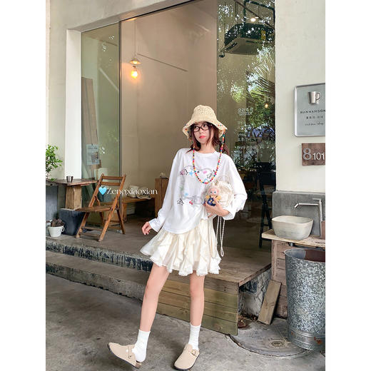 <曾小咸推荐>3.9现货秒杀 ！微信超特价！韩系立体装饰T恤 日常139.99 立减70 秒杀69.99！！ 串珠牛仔短裤 秒杀89.99！！ 商品图3