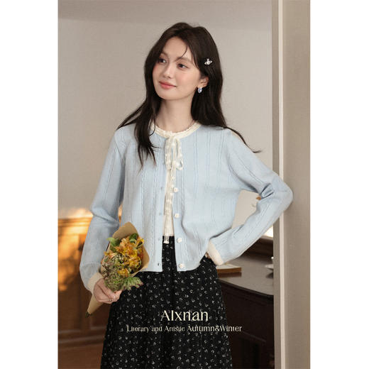 鹿向南「簌簌铃兰」法式蓝色拼色针织开衫外套女早秋长袖短款外搭 商品图3