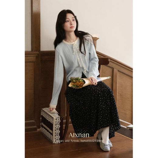 鹿向南「簌簌铃兰」法式蓝色拼色针织开衫外套女早秋长袖短款外搭 商品图2