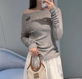 重磅推荐  缪一字船领长袖T恤 爆款面膜T恤 剪裁无敌 显瘦触感软糯