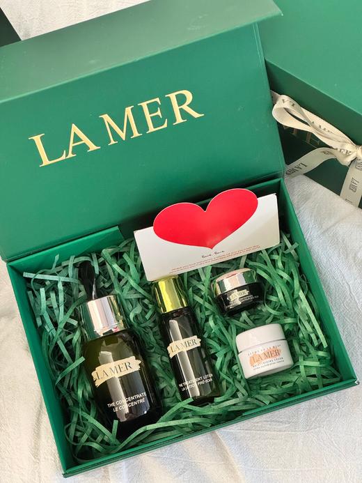 D072347全套包装四件套！浓缩修复精华50ml+精粹水30ml+精华乳霜7ml+眼霜5ml 商品图4