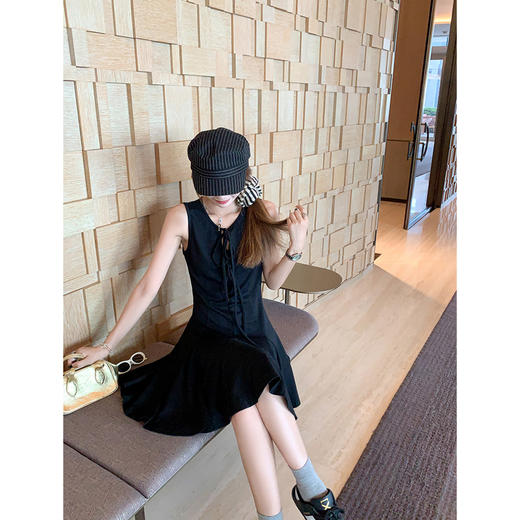 【169元任选2件】最后一波现货！赫本风纯欲气质背心裙 商品图4