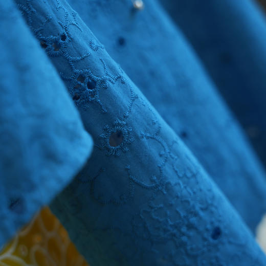 镂空刺绣蕾丝花边冷湖蓝巨显白娃娃衫 商品图8