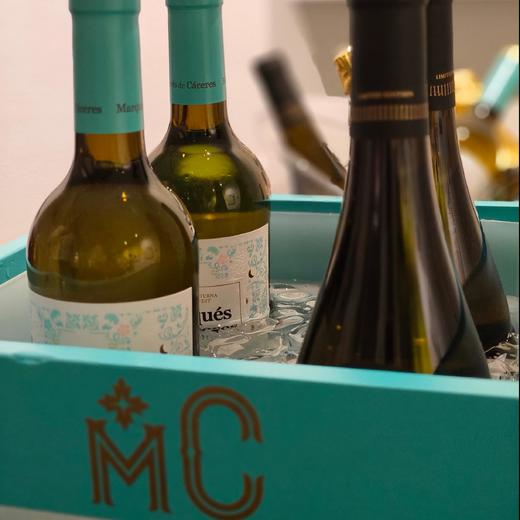【甜久荟】葡萄酒品鉴会  有趣并有价值的沙龙活动 享受微醺带来的休闲和快乐 团建或者客情维护的选择 含酒 讲师和服务等 商品图7
