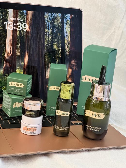 D072347全套包装四件套！浓缩修复精华50ml+精粹水30ml+精华乳霜7ml+眼霜5ml 商品图1